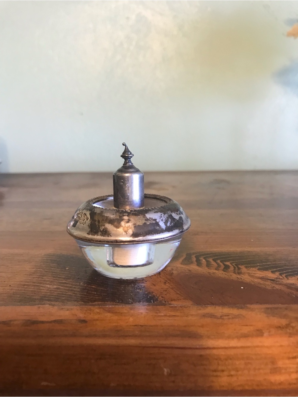 Antique-Style Silver Glass Table Lighter